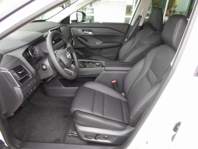 New 2026 Nissan Rogue SV image 14