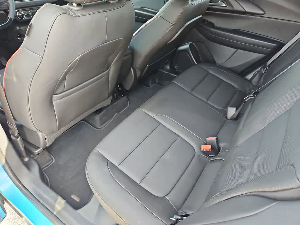 Used 2025 Chevrolet TrailBlazer RS w/ Convenience Package FWD image 19