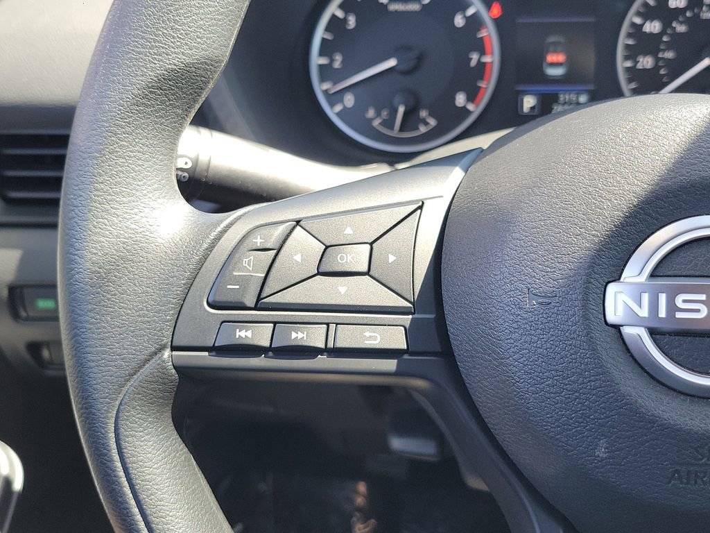 Certified 2025 Nissan Sentra S image 5