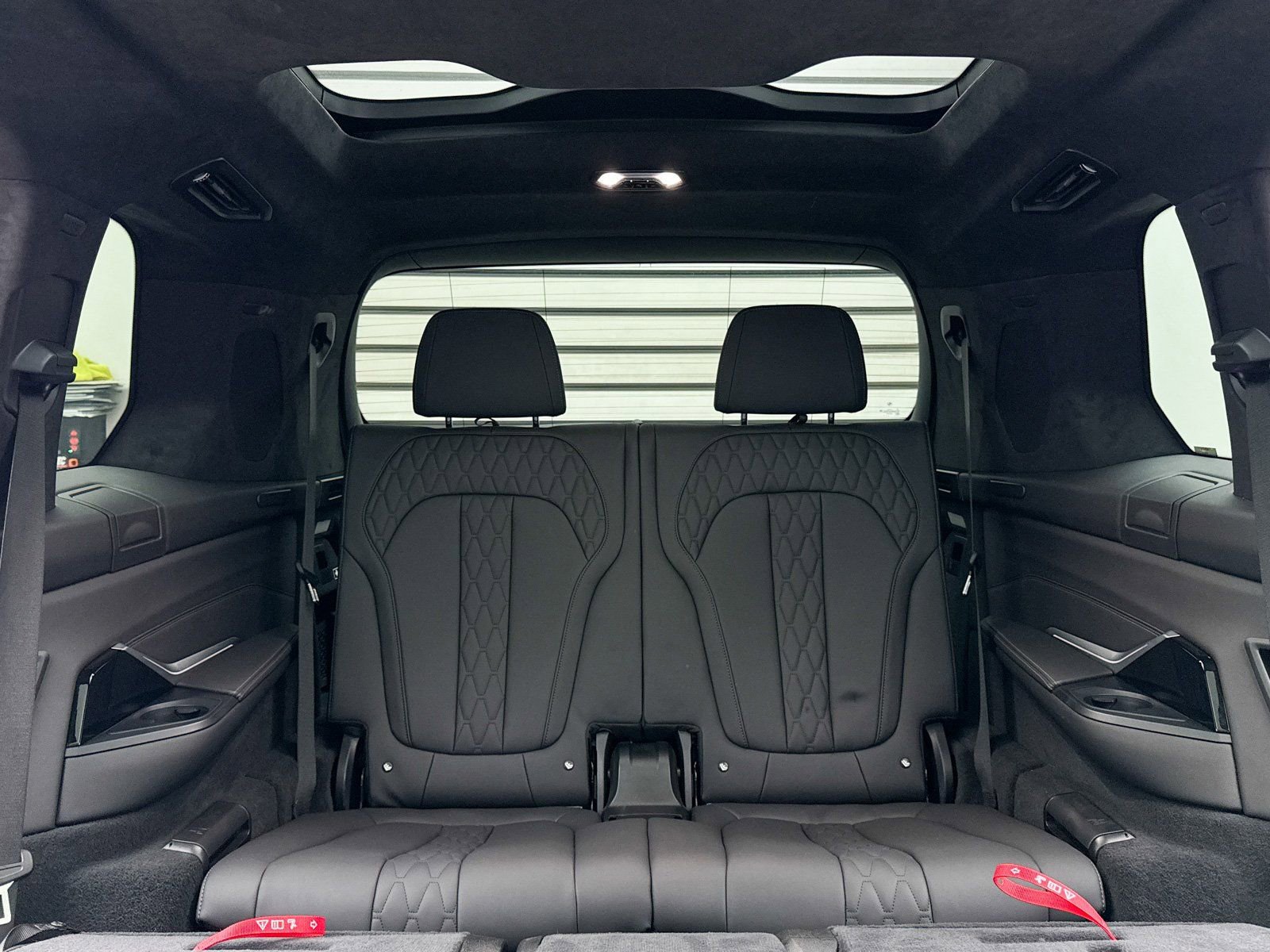 Used 2023 BMW X7 M60i w/ Executive Package AWD/4WD image 10