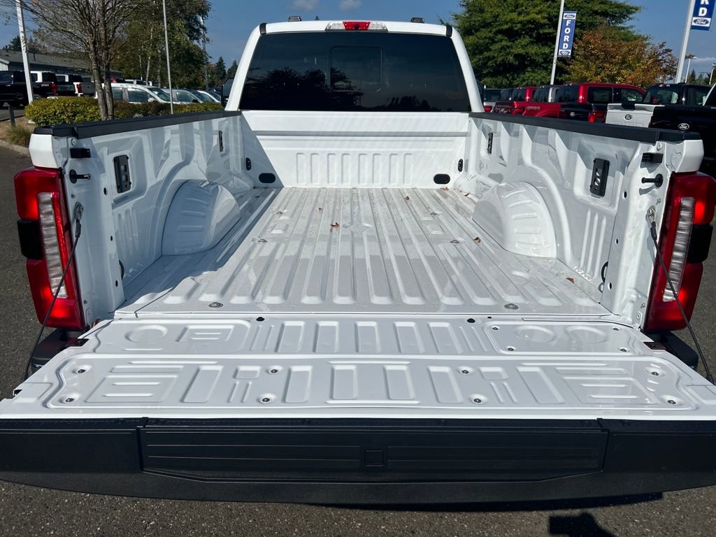 New 2026 Ford F250 Lariat image 32