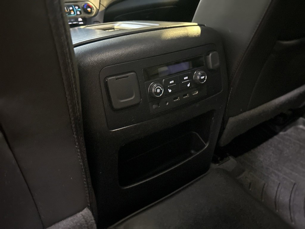 Used 2019 GMC Yukon Denali w/ Denali Ultimate Package image 25