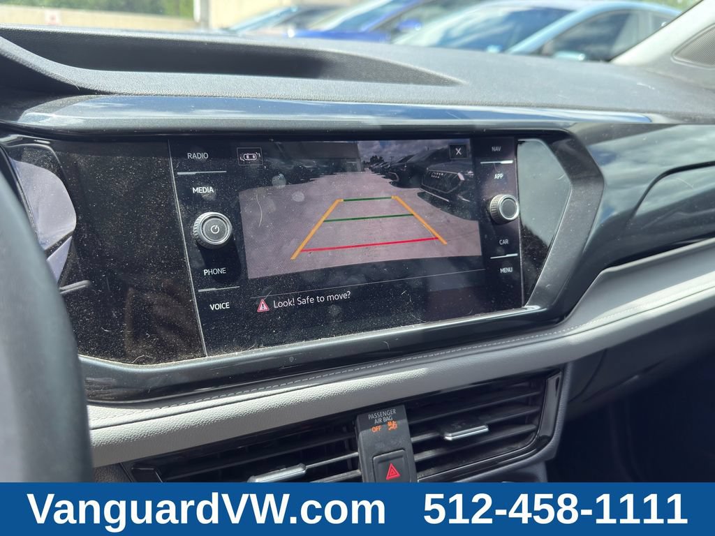 Used 2022 Volkswagen Taos SEL w/ Panoramic Sunroof Package FWD image 15