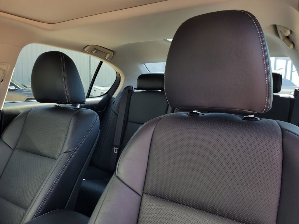 Used 2017 Lexus GS 200t F Sport image 7