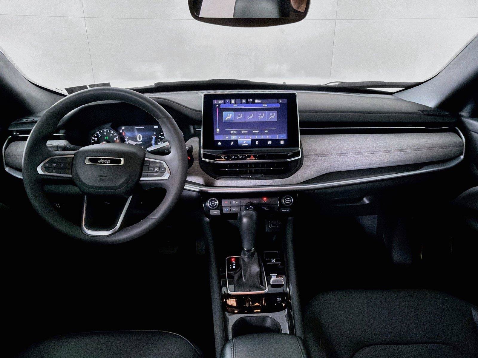 Used 2023 Jeep Compass Latitude AWD/4WD image 26
