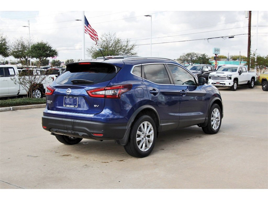 Used 2020 Nissan Rogue Sport SV image 6