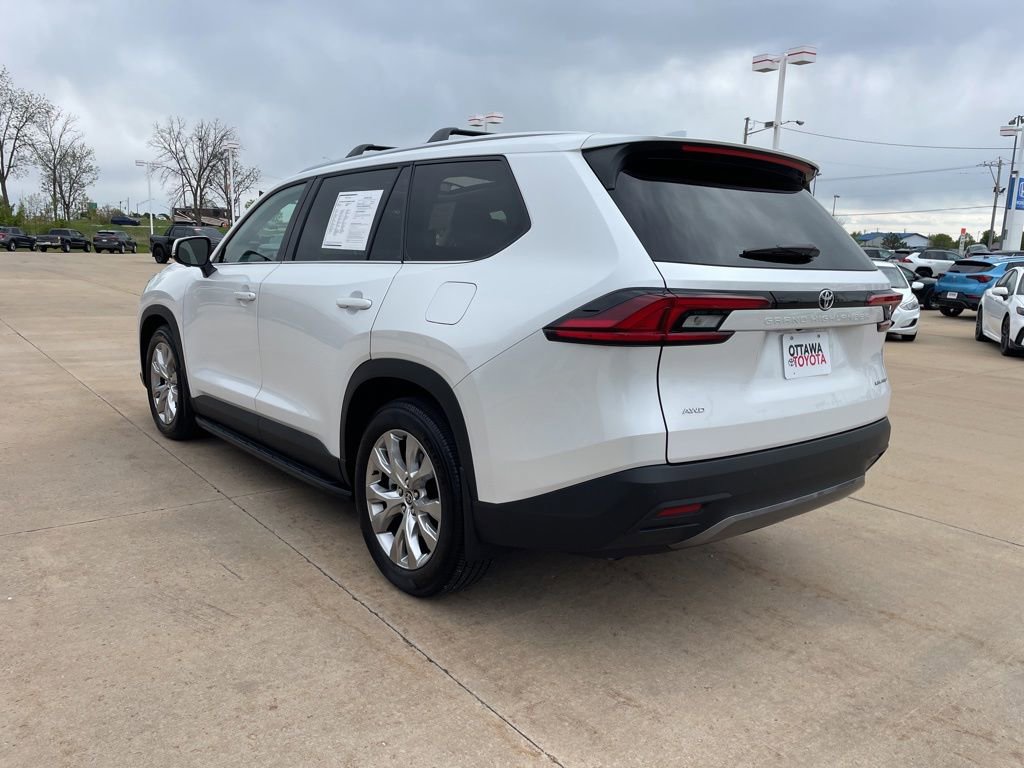 Used 2026 Toyota Grand Highlander AWD image 8