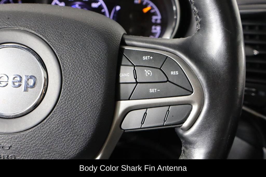 Used 2020 Jeep Grand Cherokee Altitude AWD/4WD image 10