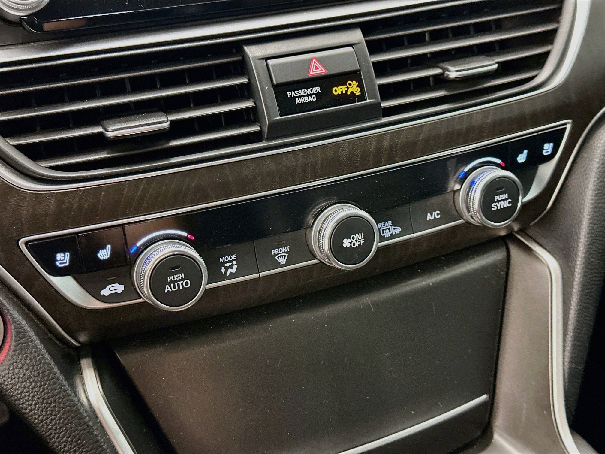 Used 2019 Honda Accord Touring image 24