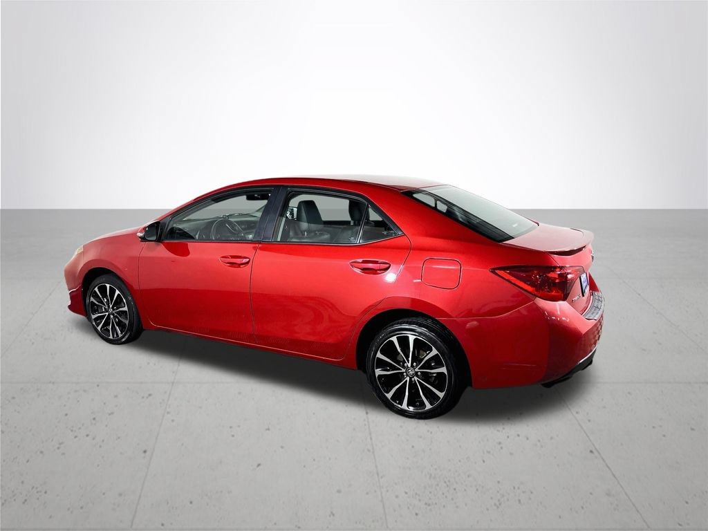 Used 2017 Toyota Corolla SE w/ Carpet Mat Package (TMS) FWD image 8