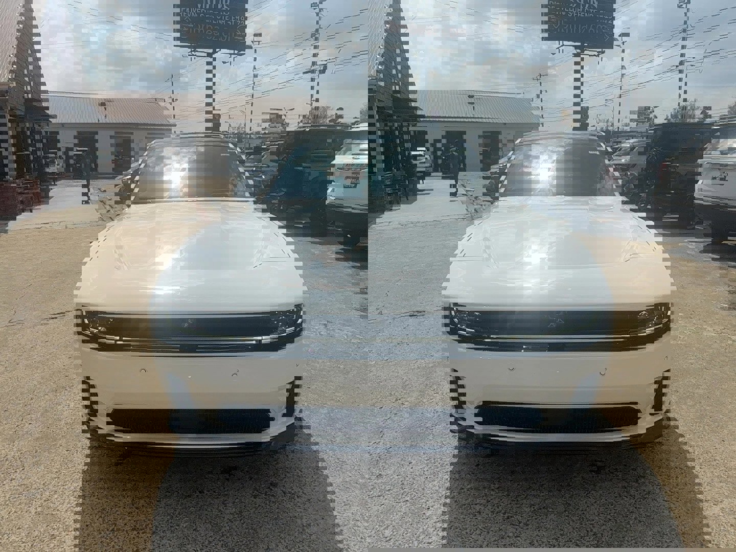 Used 2024 Dodge Charger R/T w/ Plus Group image 2