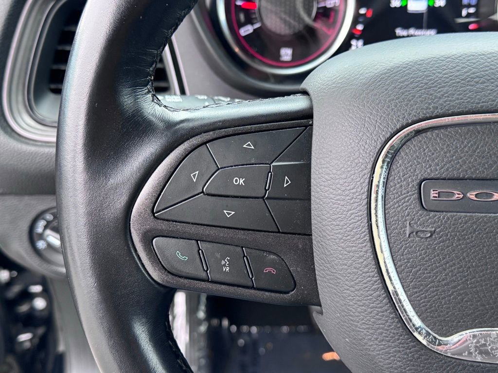 Used 2023 Dodge Challenger SXT image 18