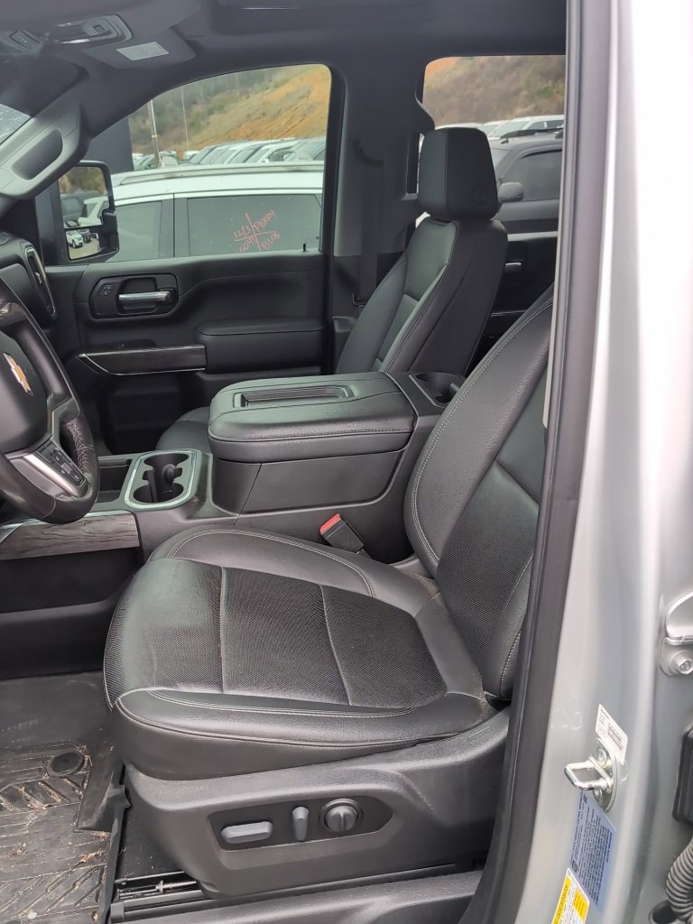 Used 2022 Chevrolet Silverado 2500 LTZ image 8