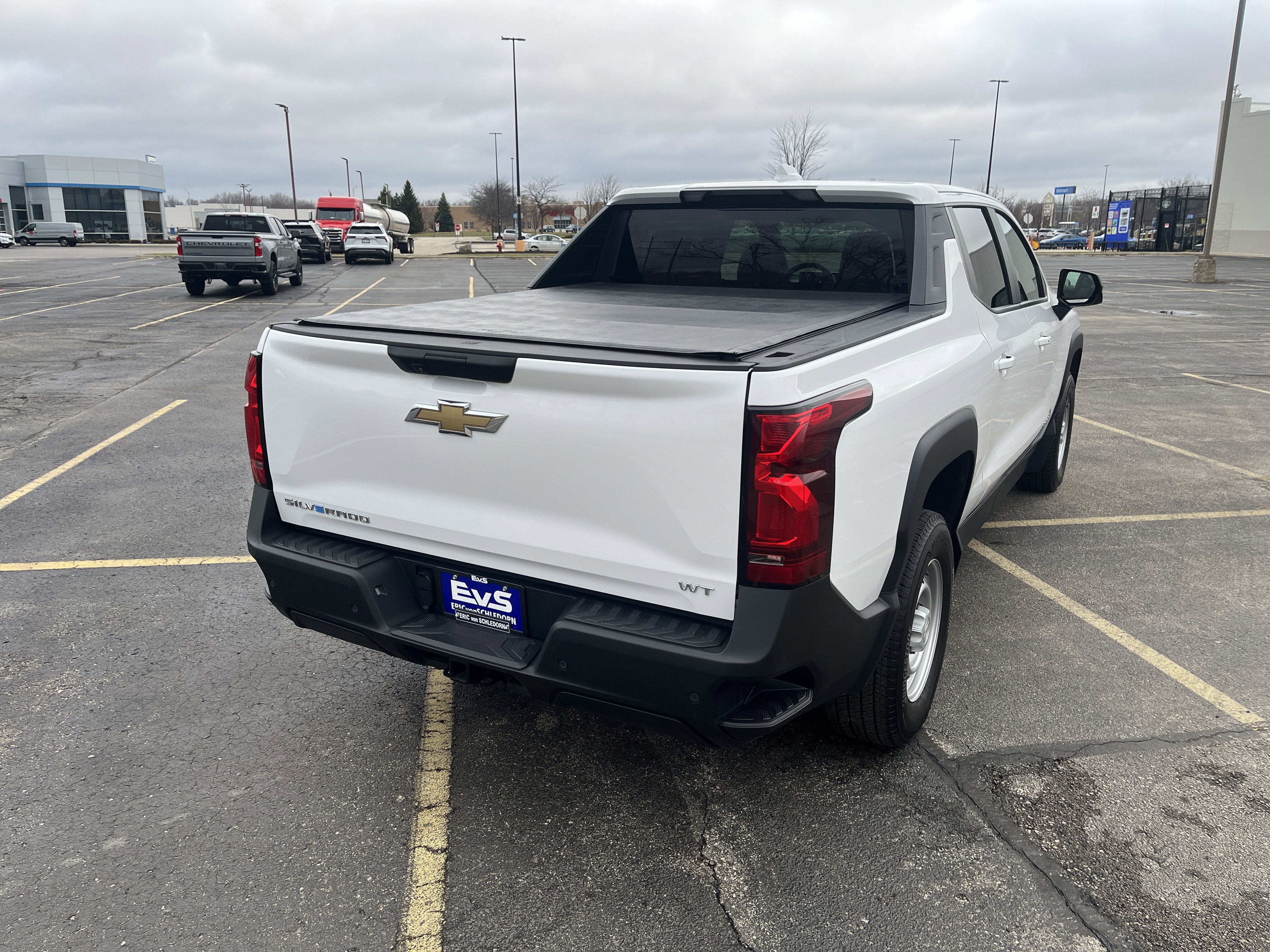 Used 2025 Chevrolet Silverado EV W/T AWD/4WD image 6