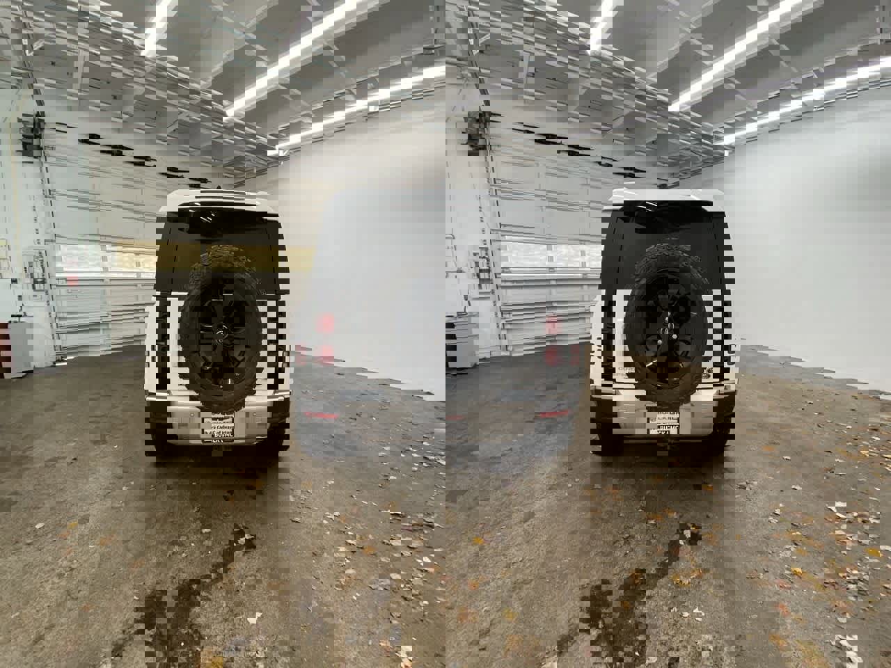 Used 2020 Land Rover Defender 110 HSE image 5