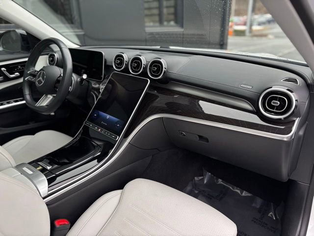 Used 2025 Mercedes-Benz C 300 Sedan image 45