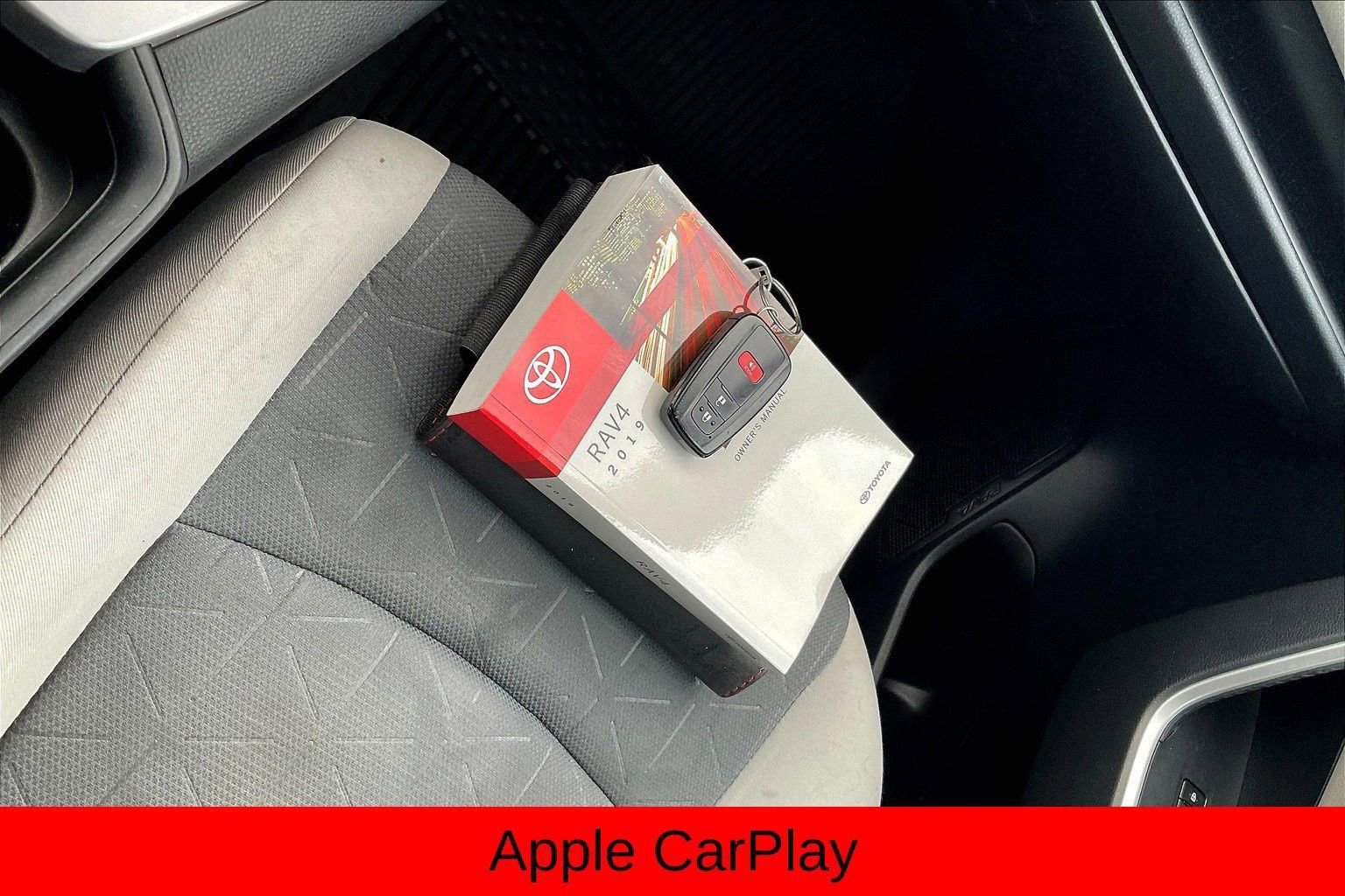 Used 2019 Toyota RAV4 XLE image 15