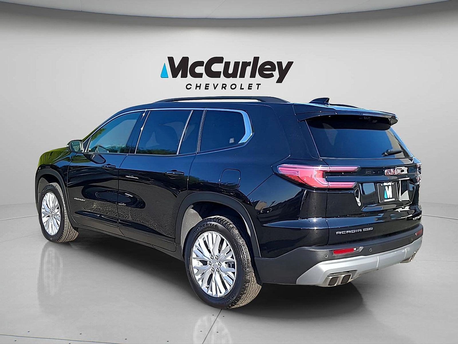 Used 2026 GMC Acadia Elevation w/ Elevation Premium Package AWD/4WD image 5