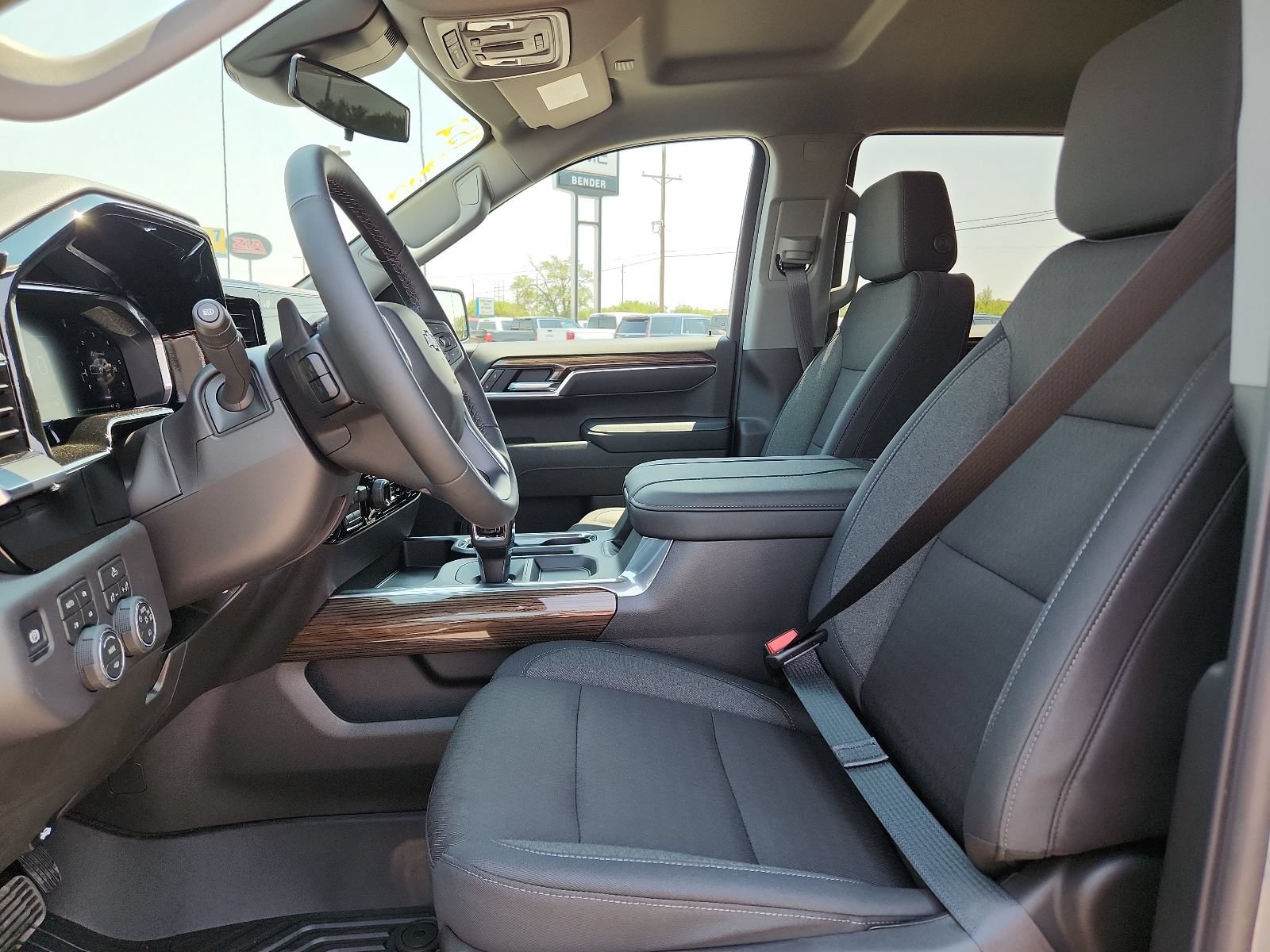 New 2026 Chevrolet Silverado 1500 LT Trail Boss w/ Convenience Package II AWD/4WD image 11