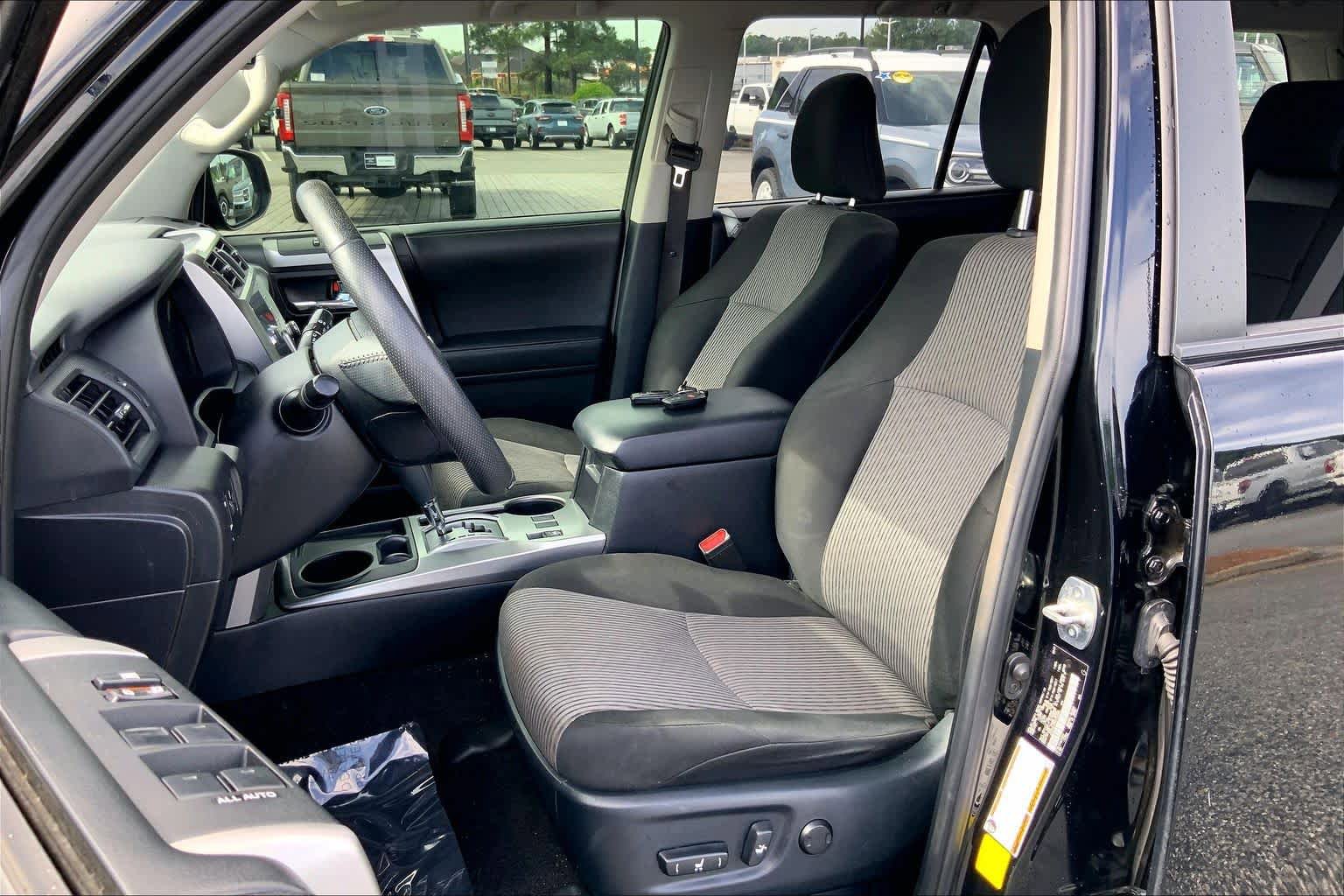 Used 2022 Toyota 4Runner SR5 RWD image 8