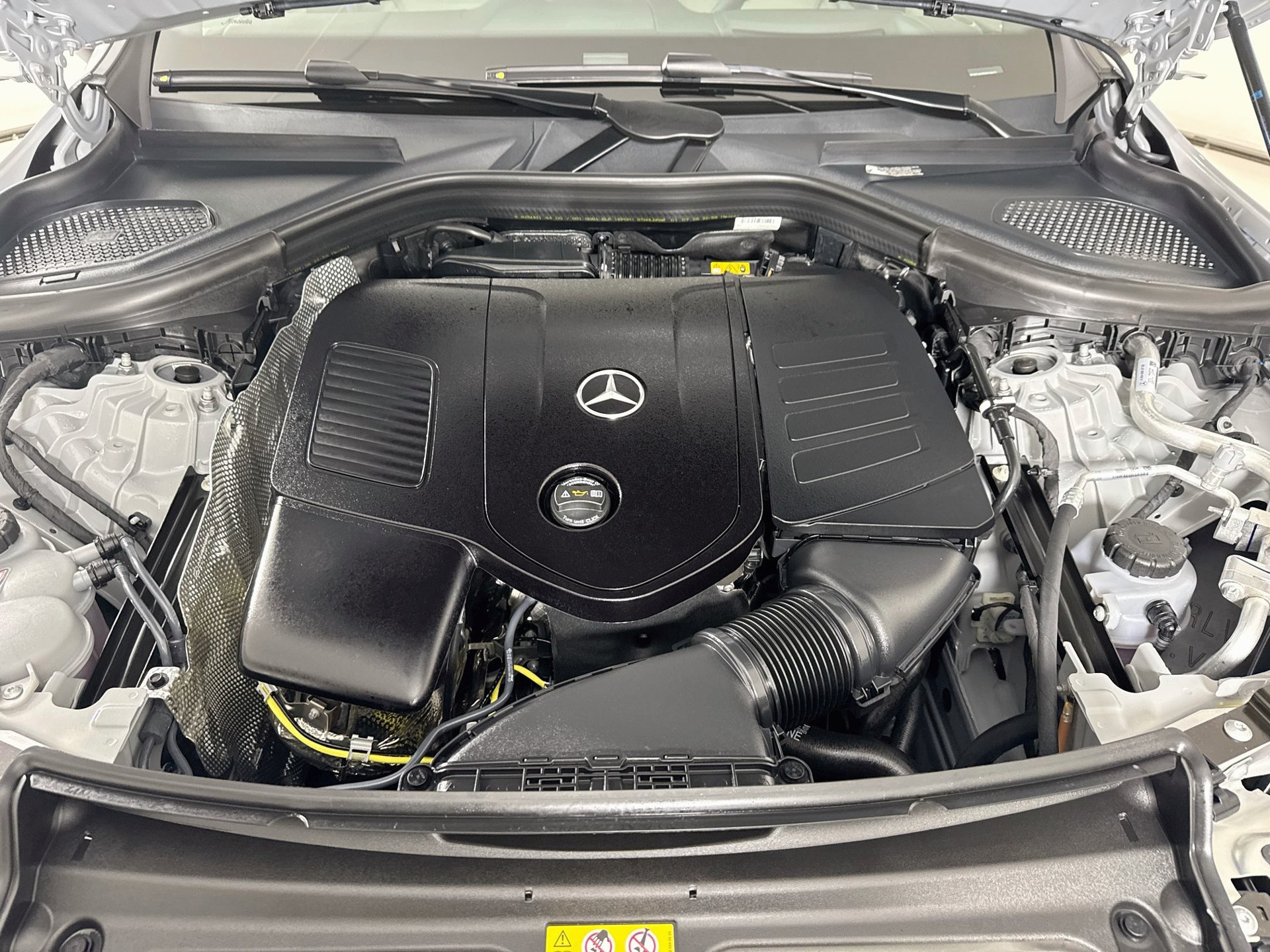 New 2027 Mercedes-Benz GLC 300 4MATIC image 33
