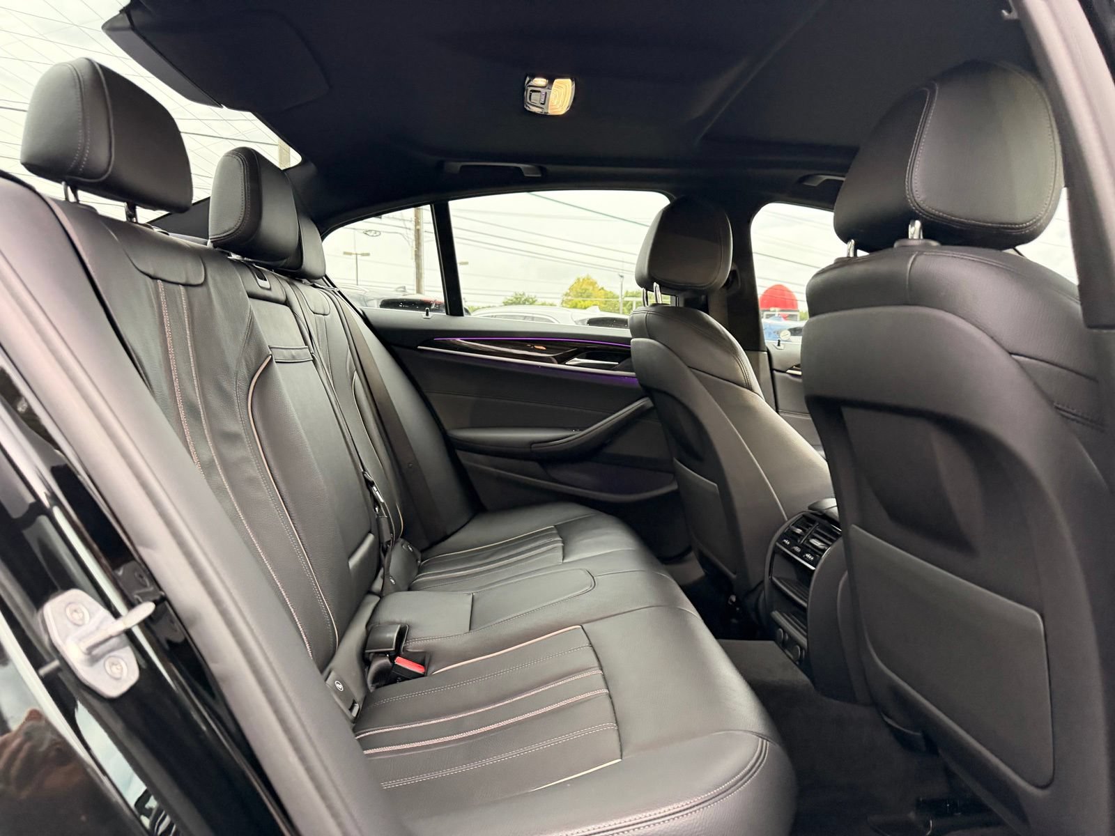 Used 2019 BMW 530i w/ Convenience Package RWD image 34