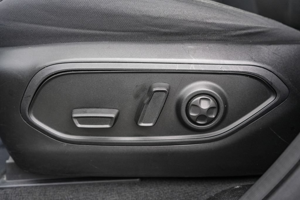 Used 2024 Jeep Grand Cherokee L Laredo AWD/4WD image 22