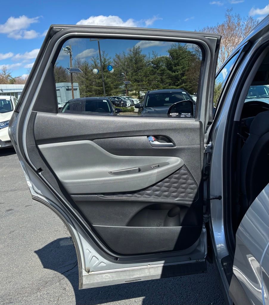 Used 2023 Hyundai Santa Fe SEL image 43