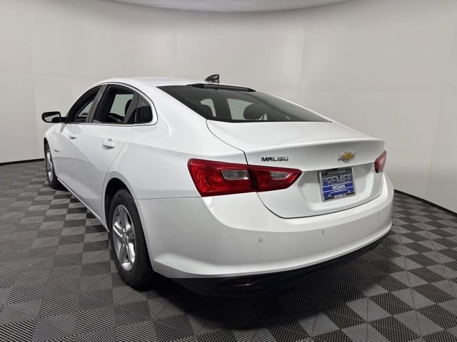 Used 2023 Chevrolet Malibu LS w/ Driver Confidence Package image 5