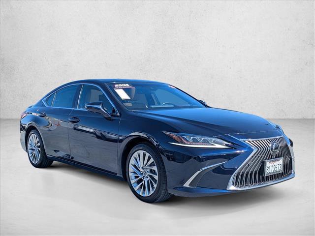 Used 2019 Lexus ES 350 Ultra Luxury w/ Accessory Package 2 FWD image 3
