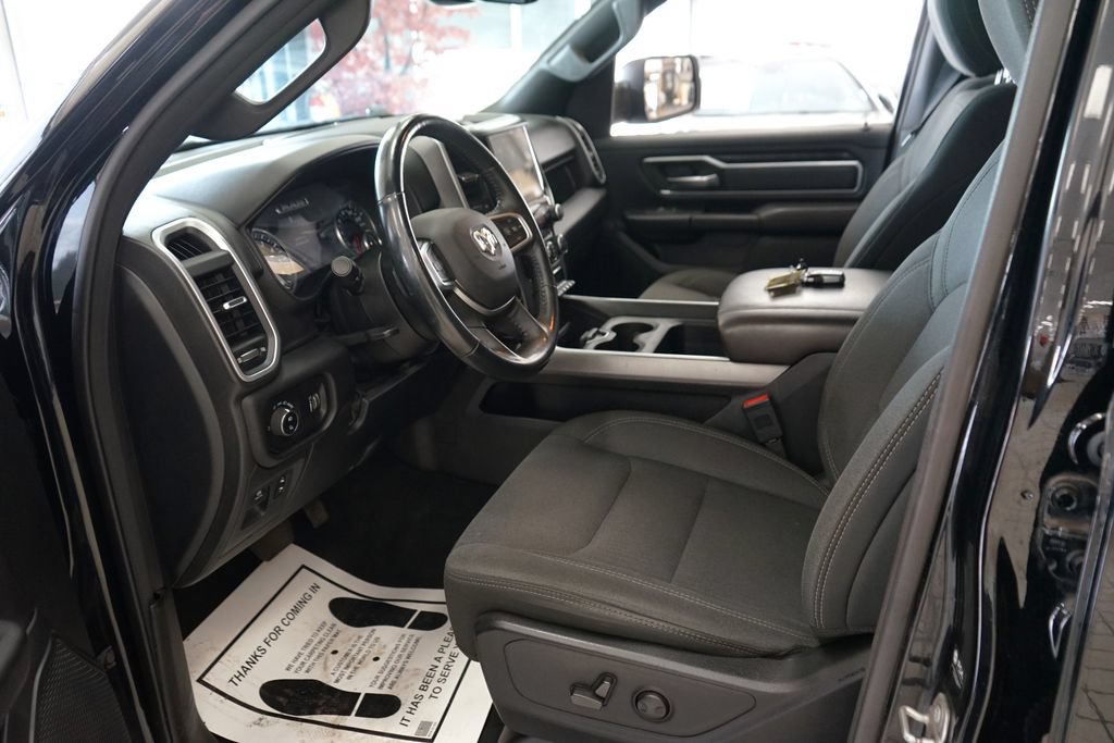 Used 2022 RAM 1500 Big Horn AWD/4WD image 23