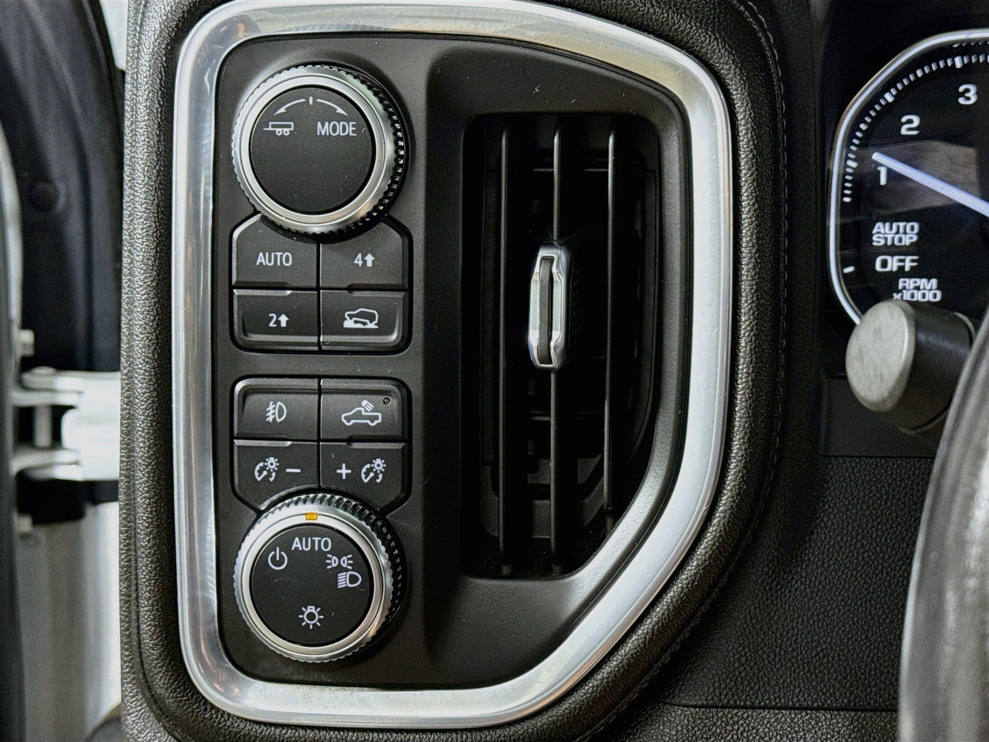 Used 2022 GMC Sierra 1500 Elevation AWD/4WD image 12