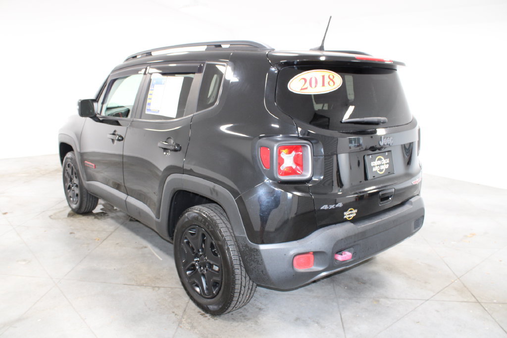 Used 2018 Jeep Renegade Trailhawk AWD/4WD image 7