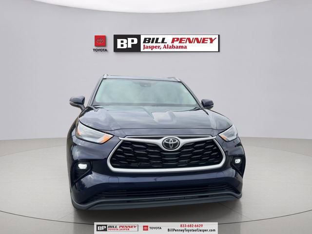 Used 2025 Toyota Highlander XLE image 8