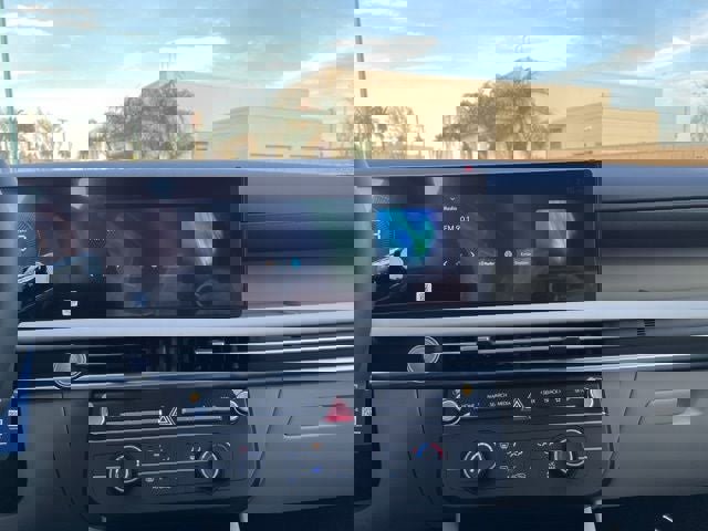 New 2026 Hyundai Tucson SE image 8