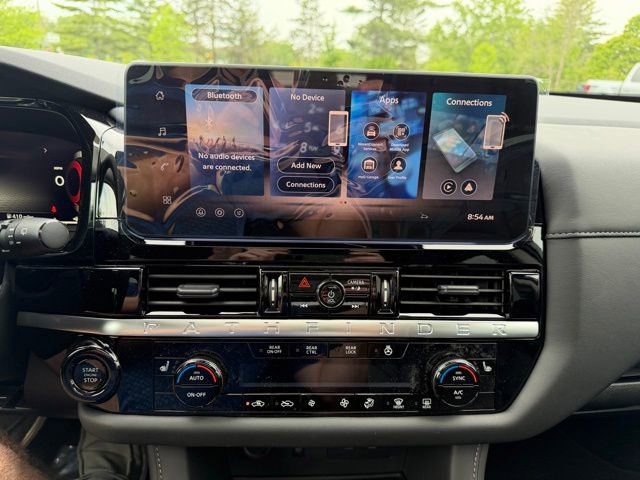 New 2026 Nissan Pathfinder SL AWD/4WD image 19