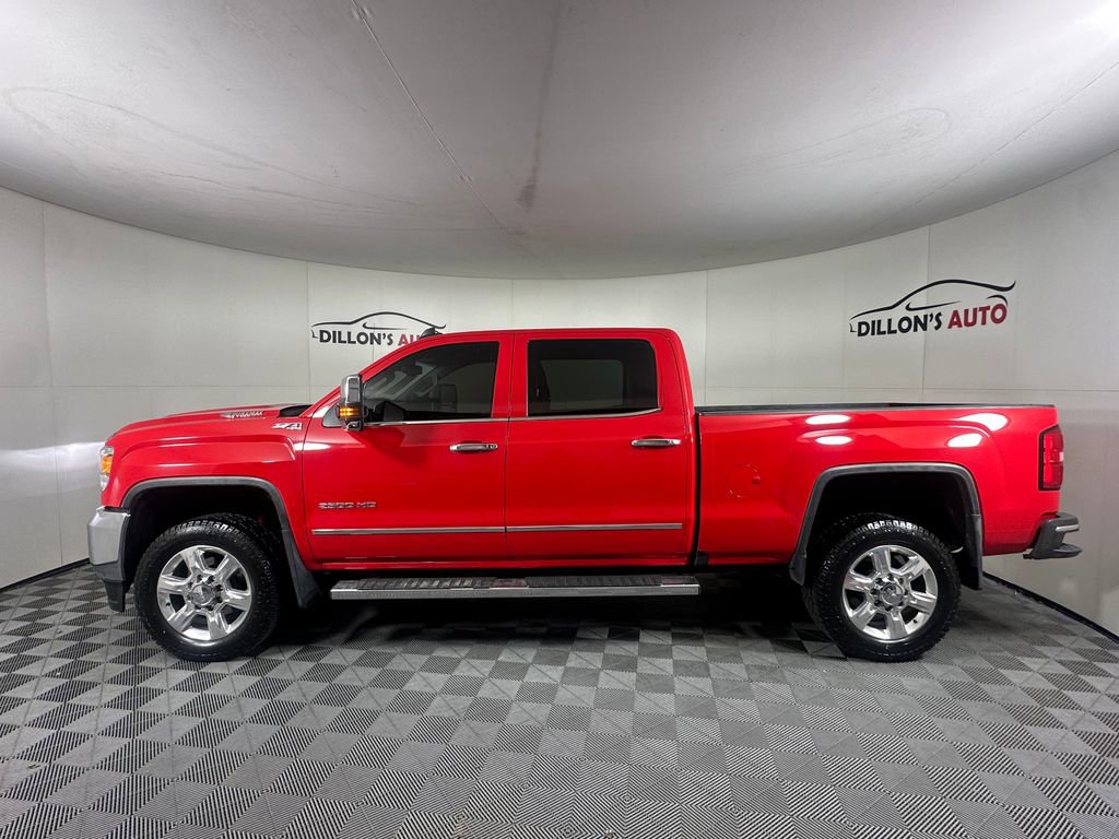 Used 2017 GMC Sierra 2500 SLT w/ Duramax Plus Package image 3