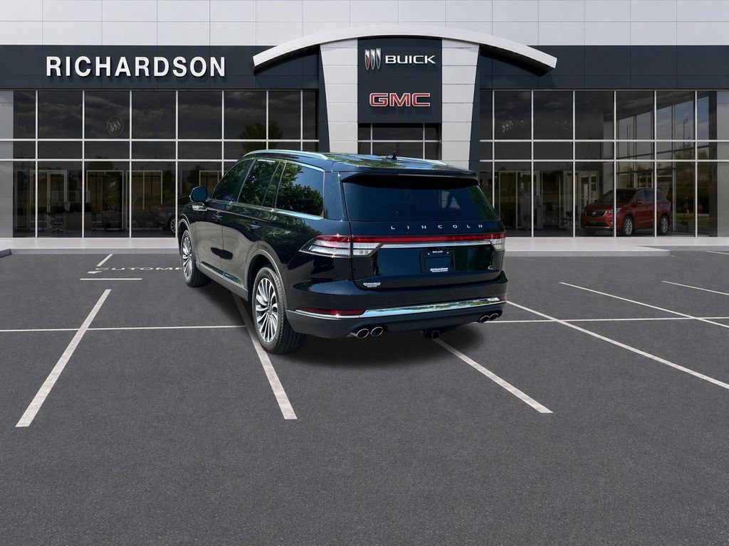Used 2022 Lincoln Aviator Reserve AWD/4WD image 3