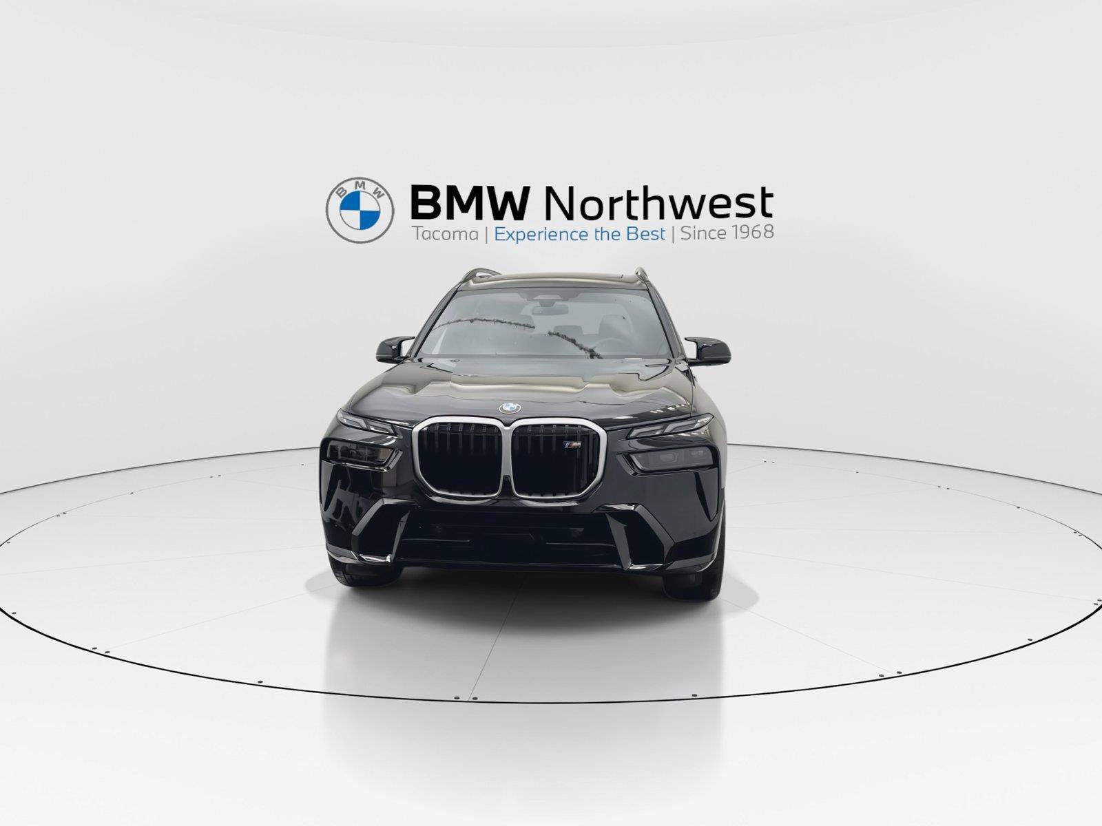 Used 2024 BMW X7 M60i AWD/4WD image 8