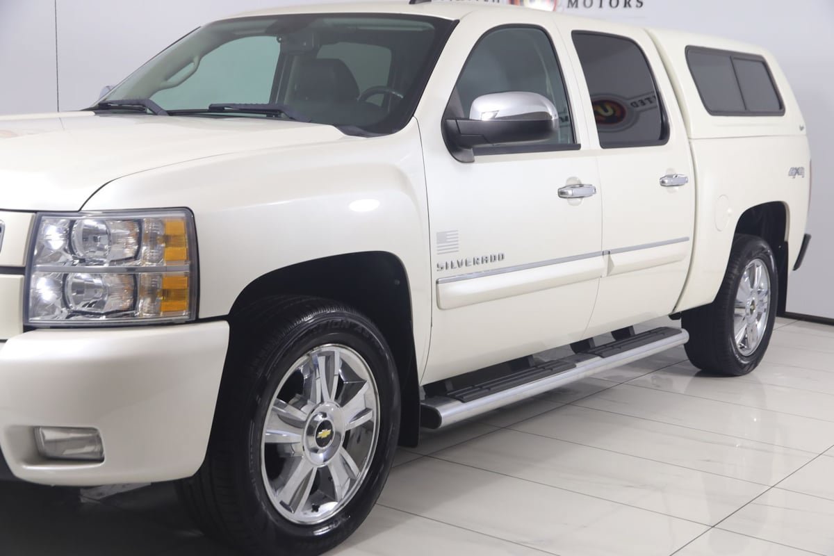 Used 2012 Chevrolet Silverado 1500 LTZ w/ LTZ White Diamond Edition AWD/4WD image 46