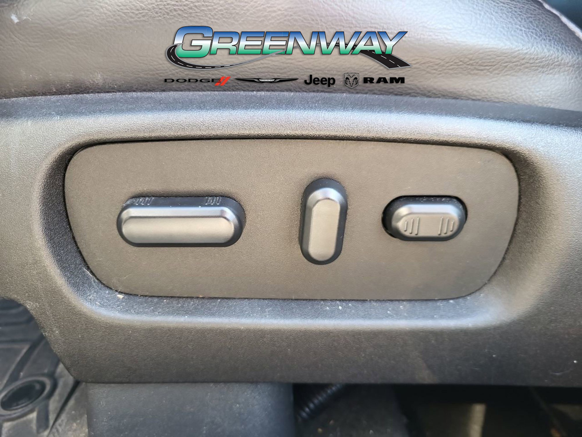 Used 2015 Ford Explorer Limited w/ Equipment Group 301A image 19