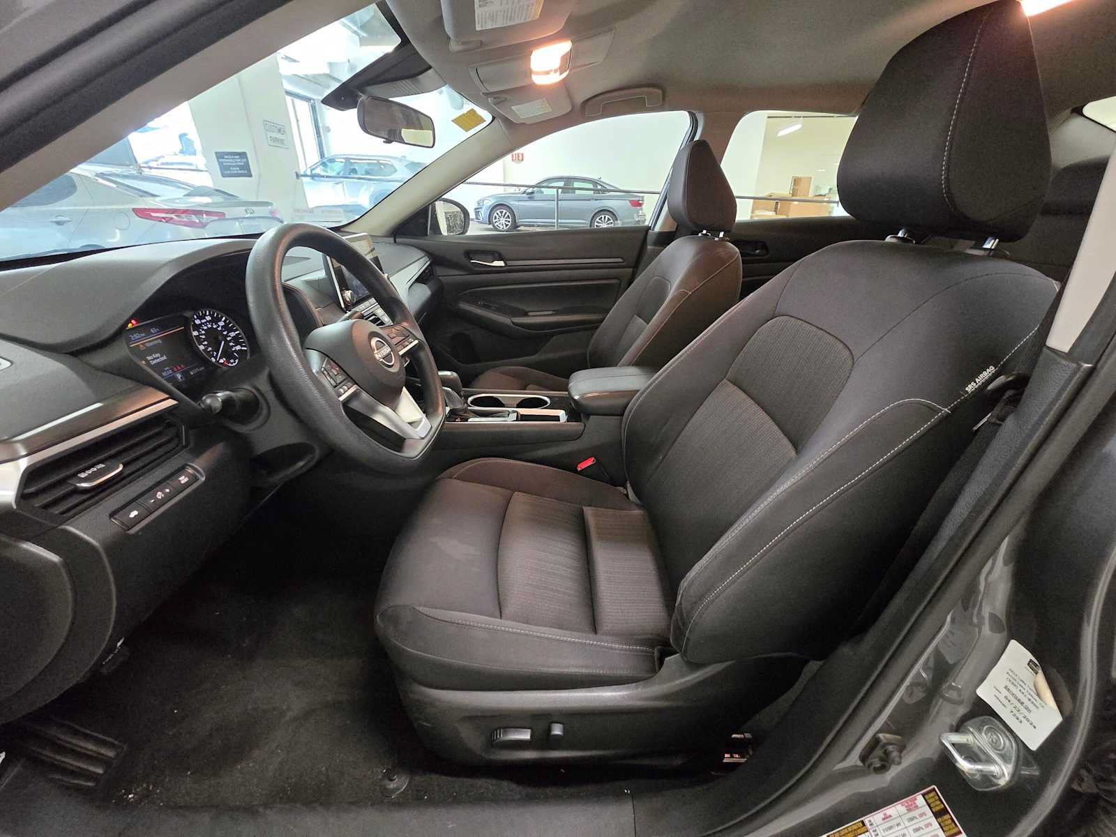 Used 2024 Nissan Altima 2.5 SV FWD image 18