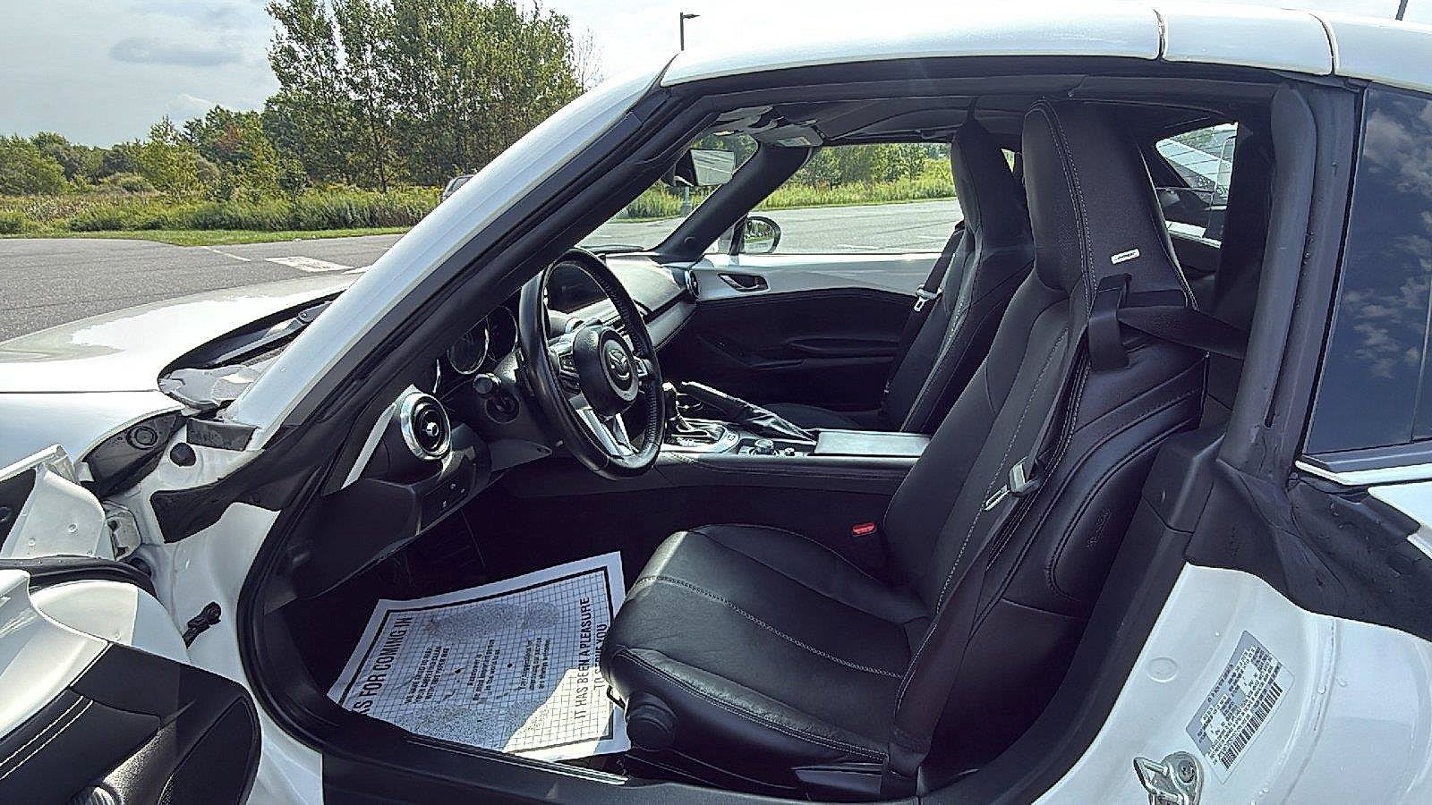 Used 2024 MAZDA MX-5 Miata RF Grand Touring RWD image 18