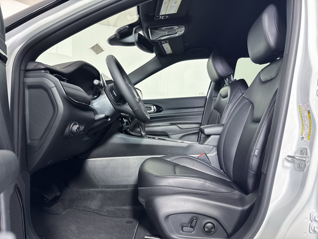 New 2026 Jeep Compass Limited AWD/4WD image 7
