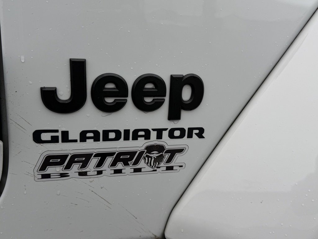 Used 2021 Jeep Gladiator Sport image 21