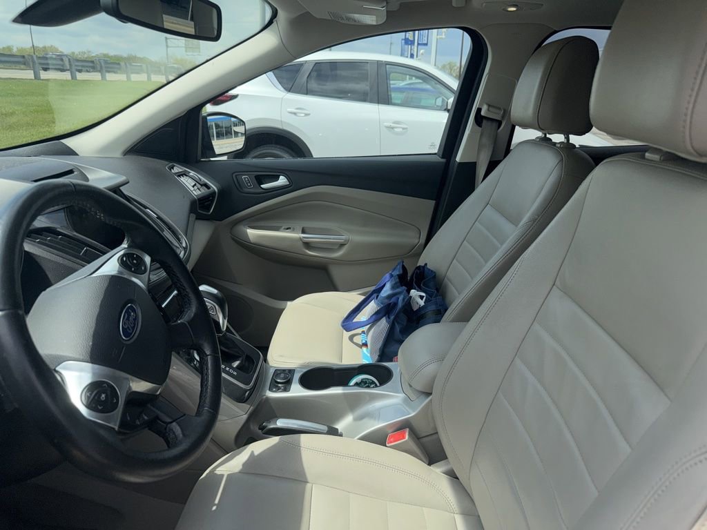 Used 2013 Ford Escape SEL FWD image 3