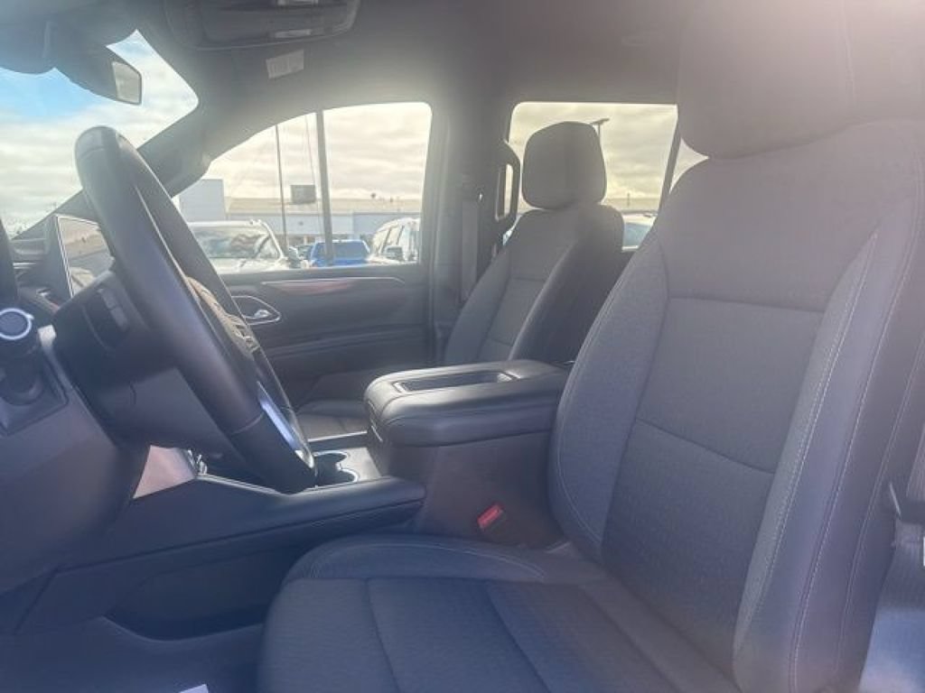 Used 2024 GMC Yukon SLE AWD/4WD image 12
