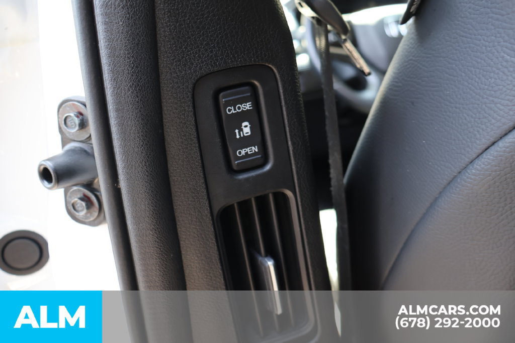 Used 2025 Honda Odyssey EX-L image 21