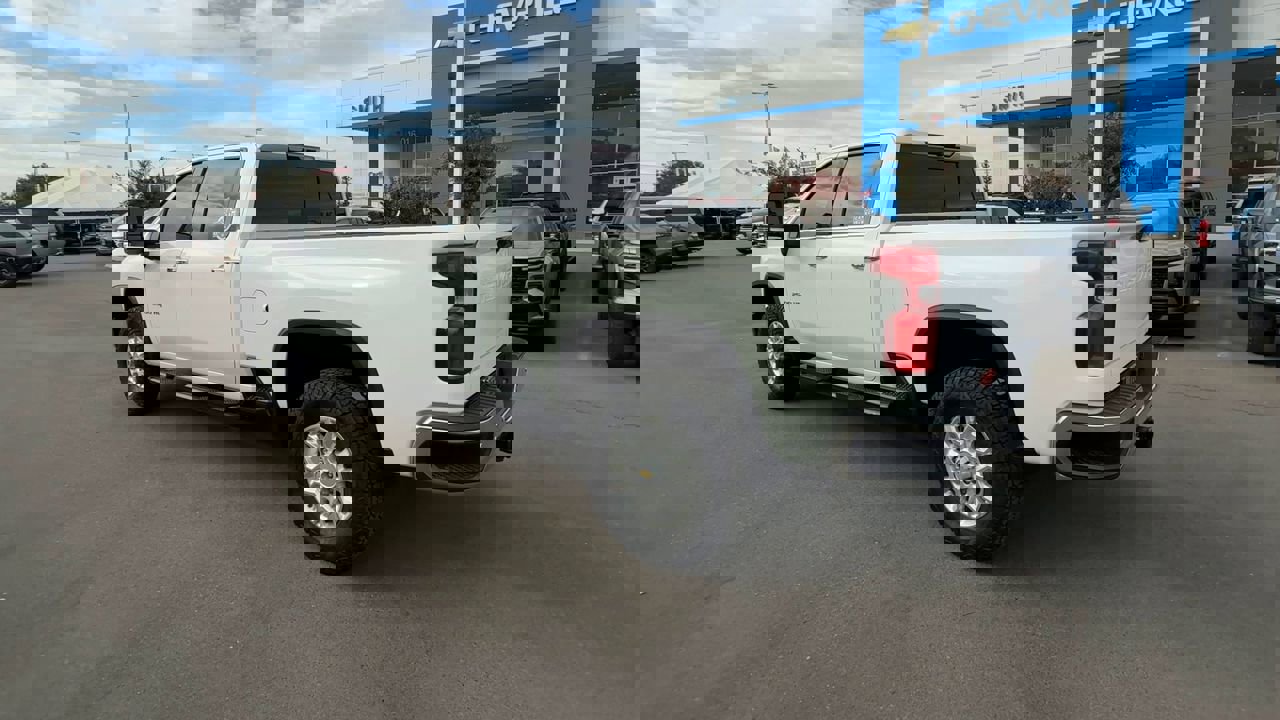 Used 2023 Chevrolet Silverado 2500 LTZ w/ LTZ Convenience Package image 5