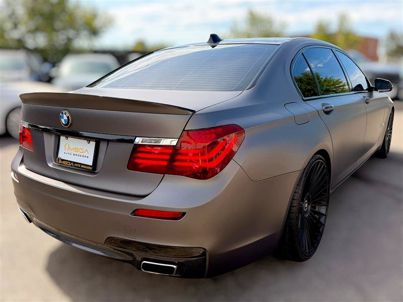 Used 2015 BMW 750Li xDrive AWD/4WD image 4